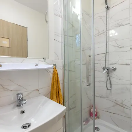 Oliva בית אירוח גדנסק