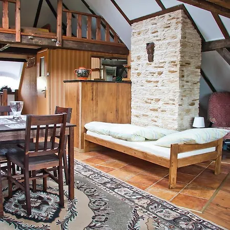 Oliva Homestay *